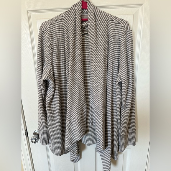 Chico's Sweaters - Chico's Zenergy Grey/White Striped Open Cardigan and Mock Turtleneck Tank